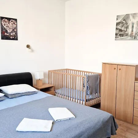 Balaton Panzio Fuered Bed & Breakfast Balatonfured Exterior photo