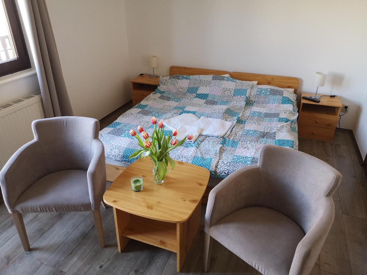 Balaton Panzio Fuered Bed & Breakfast Balatonfured